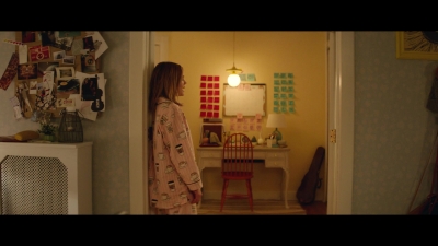 a_nice_girl_like_you_2020_1080p_web_h264-huzzah_0392.jpg