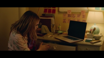 a_nice_girl_like_you_2020_1080p_web_h264-huzzah_0419.jpg