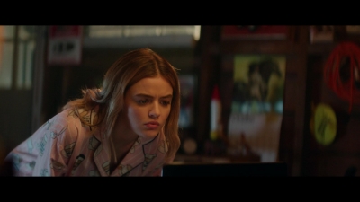 a_nice_girl_like_you_2020_1080p_web_h264-huzzah_0432.jpg