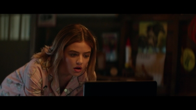 a_nice_girl_like_you_2020_1080p_web_h264-huzzah_0448.jpg