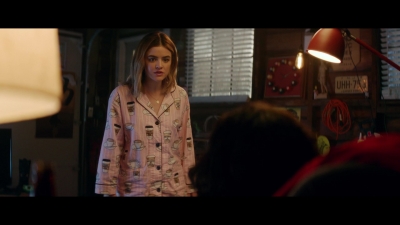 a_nice_girl_like_you_2020_1080p_web_h264-huzzah_0473.jpg