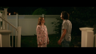 a_nice_girl_like_you_2020_1080p_web_h264-huzzah_0614.jpg