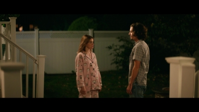 a_nice_girl_like_you_2020_1080p_web_h264-huzzah_0616.jpg