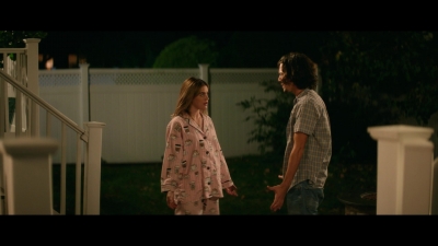 a_nice_girl_like_you_2020_1080p_web_h264-huzzah_0624.jpg