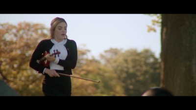 a_nice_girl_like_you_2020_1080p_web_h264-huzzah_0703.jpg