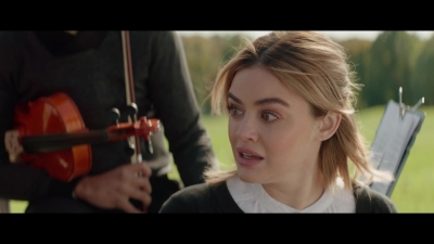 a_nice_girl_like_you_2020_1080p_web_h264-huzzah_0822.jpg