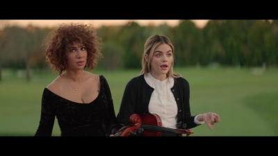 a_nice_girl_like_you_2020_1080p_web_h264-huzzah_0862.jpg