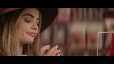 a_nice_girl_like_you_2020_1080p_web_h264-huzzah_1619.jpg