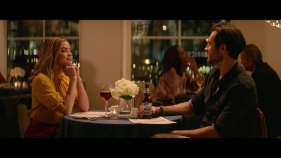 a_nice_girl_like_you_2020_1080p_web_h264-huzzah_3004.jpg