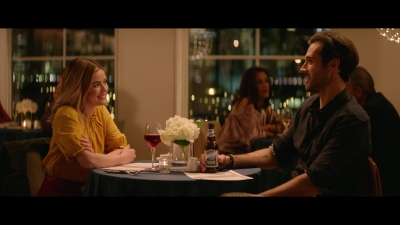 a_nice_girl_like_you_2020_1080p_web_h264-huzzah_3011.jpg