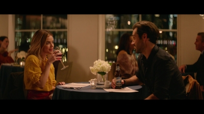 a_nice_girl_like_you_2020_1080p_web_h264-huzzah_3022.jpg