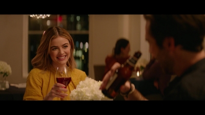 a_nice_girl_like_you_2020_1080p_web_h264-huzzah_3029.jpg
