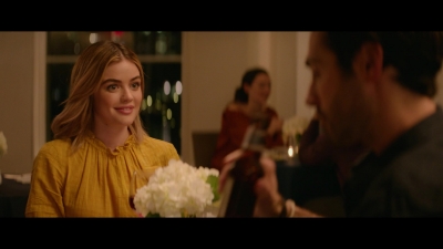 a_nice_girl_like_you_2020_1080p_web_h264-huzzah_3087.jpg