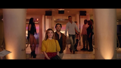 a_nice_girl_like_you_2020_1080p_web_h264-huzzah_3097.jpg