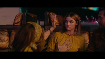 a_nice_girl_like_you_2020_1080p_web_h264-huzzah_3179.jpg