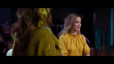 a_nice_girl_like_you_2020_1080p_web_h264-huzzah_3263.jpg