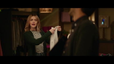 a_nice_girl_like_you_2020_1080p_web_h264-huzzah_3526.jpg