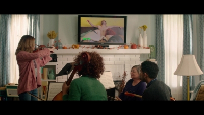 a_nice_girl_like_you_2020_1080p_web_h264-huzzah_3580.jpg