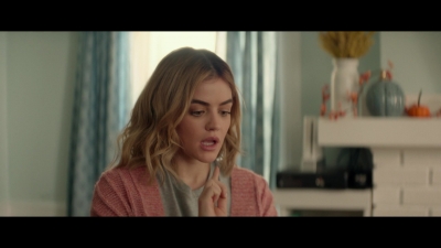 a_nice_girl_like_you_2020_1080p_web_h264-huzzah_3647.jpg