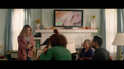 a_nice_girl_like_you_2020_1080p_web_h264-huzzah_3669.jpg
