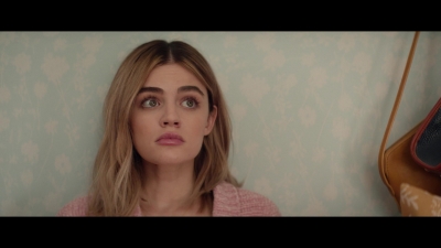 a_nice_girl_like_you_2020_1080p_web_h264-huzzah_3953.jpg