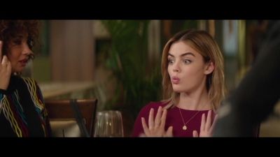 a_nice_girl_like_you_2020_1080p_web_h264-huzzah_4119.jpg
