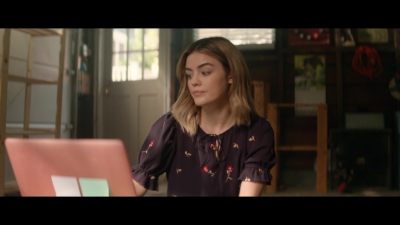 a_nice_girl_like_you_2020_1080p_web_h264-huzzah_4169.jpg