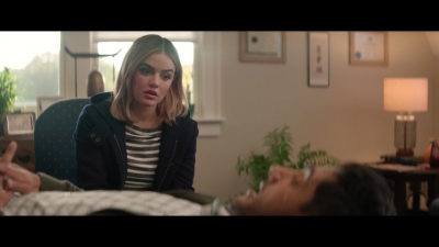 a_nice_girl_like_you_2020_1080p_web_h264-huzzah_4303.jpg