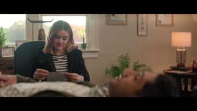 a_nice_girl_like_you_2020_1080p_web_h264-huzzah_4322.jpg