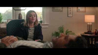 a_nice_girl_like_you_2020_1080p_web_h264-huzzah_4366.jpg