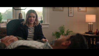 a_nice_girl_like_you_2020_1080p_web_h264-huzzah_4373.jpg