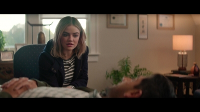 a_nice_girl_like_you_2020_1080p_web_h264-huzzah_4377.jpg