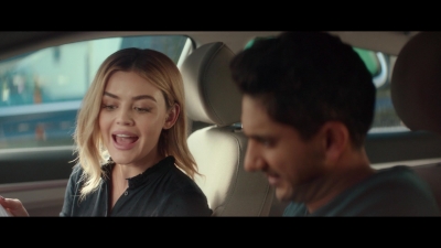 a_nice_girl_like_you_2020_1080p_web_h264-huzzah_4464.jpg