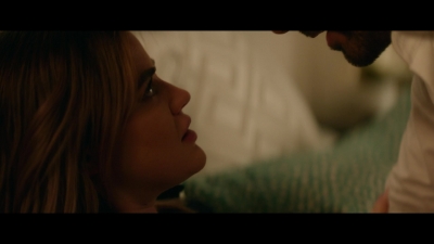 a_nice_girl_like_you_2020_1080p_web_h264-huzzah_5048.jpg