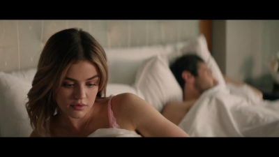 a_nice_girl_like_you_2020_1080p_web_h264-huzzah_5139.jpg