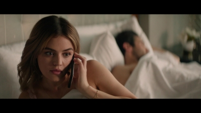 a_nice_girl_like_you_2020_1080p_web_h264-huzzah_5144.jpg
