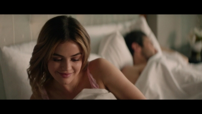 a_nice_girl_like_you_2020_1080p_web_h264-huzzah_5147.jpg