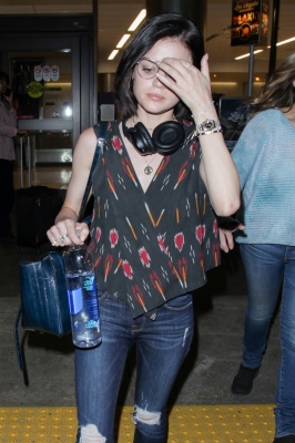 HQ
