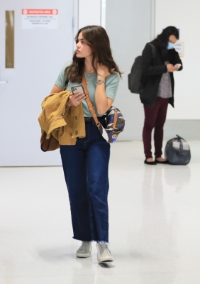 arrivingla240522-016.jpg