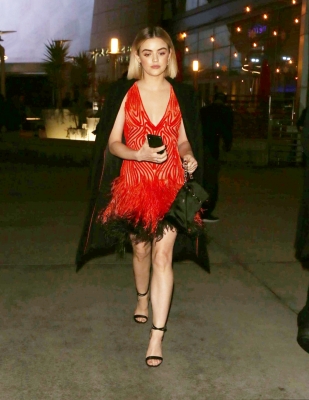 arrivingtupremiere100119-002.jpg