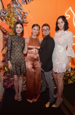 HQ
