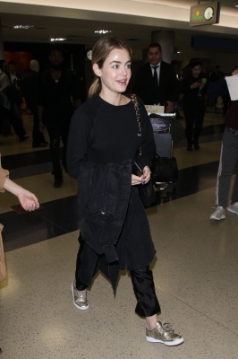 HQ
