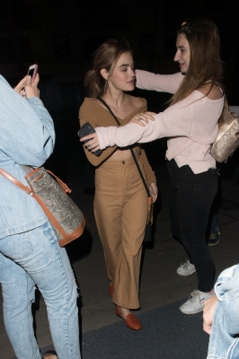 HQ
