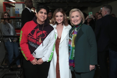 HQ
