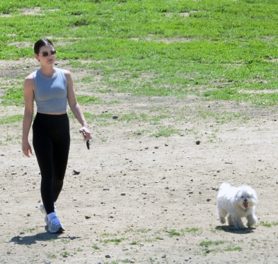 dogpark220325-006.jpg