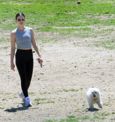 dogpark220325-015.jpg