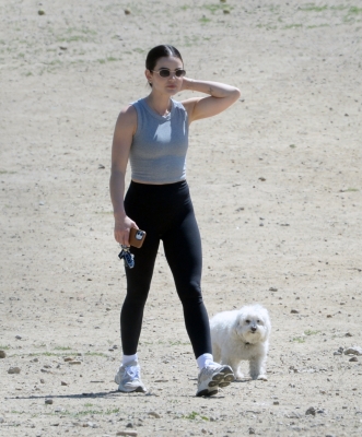 dogpark220325-028.jpg