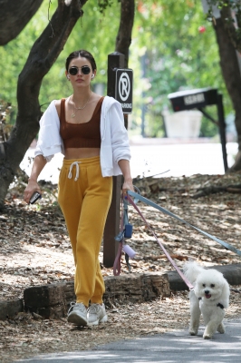 dogsla030522-003.jpg