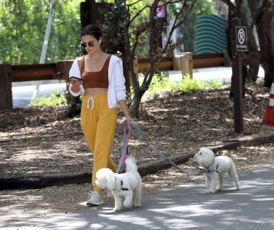 dogsla030522-012.jpg