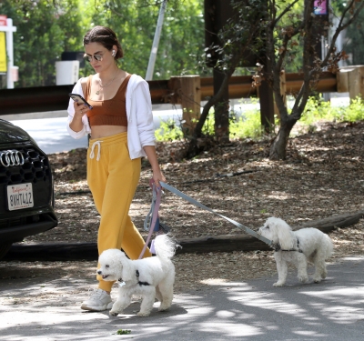 dogsla030522-013.jpg